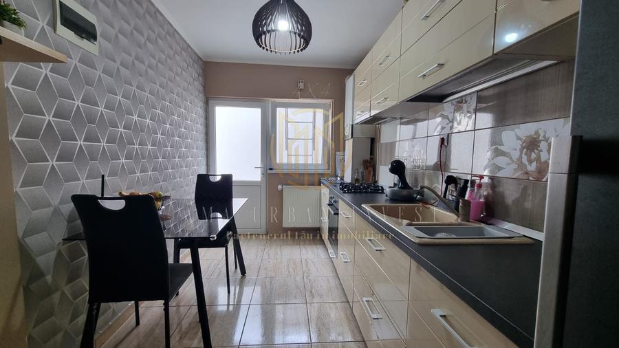 Casă singur curte 74 mp util teren 190 mp  Sălaj