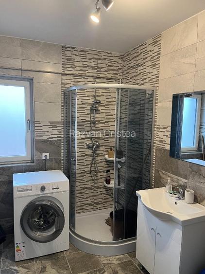 Apartament de vanzare Micro 3  - 2