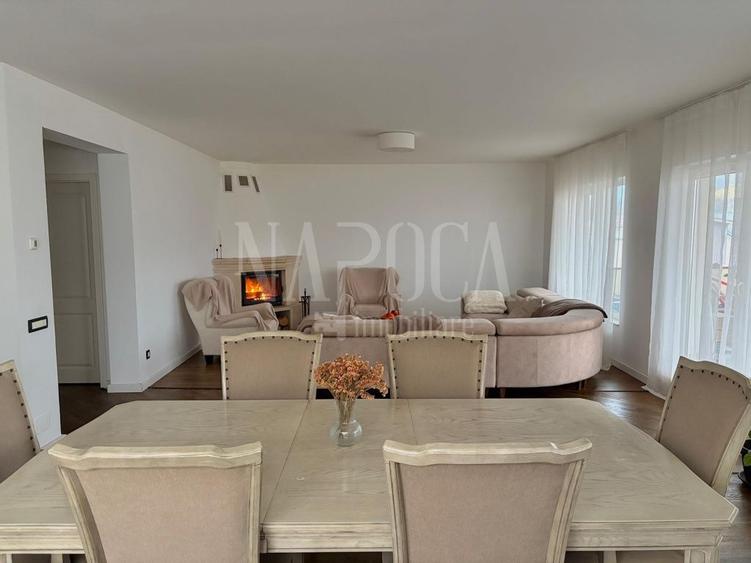 Apartament 5 camere de vanzare in Floresti