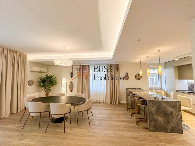 Duplex de Lux cu Grădină Privată și Parcare