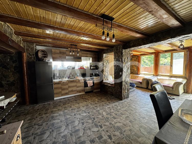 Oportunitate investitie - Pensiune renovata zona turistica langa Sibiu