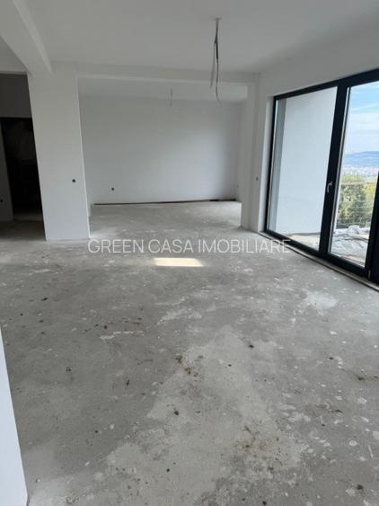 Duplex modern, 220 mp utili, teren 392 mp și 2 garaje | Feleacu