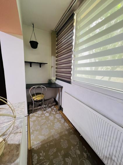 Apartament 3 camere, etaj 3, boxa - zona Torontalului
