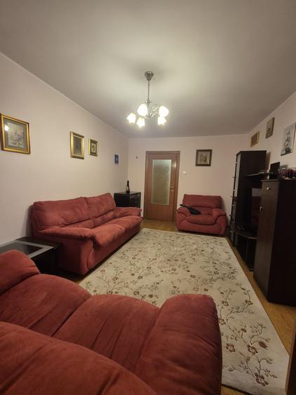 Apartament 3 cam: Drumul Taberei-Str Sibiu- cu loc de parcare