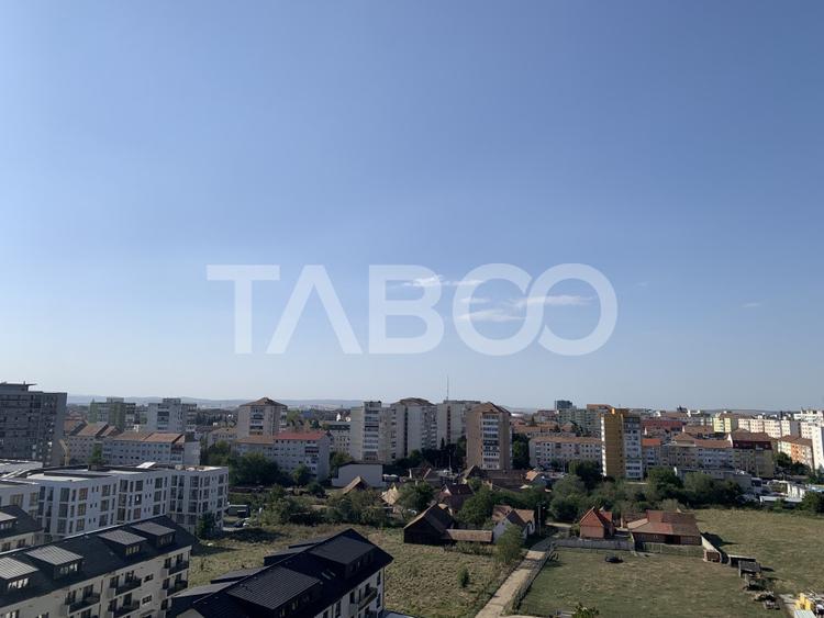 Penthouse 3 camere de inchiriat 70 mpu terasa 58 mp zona Doamna Stanca