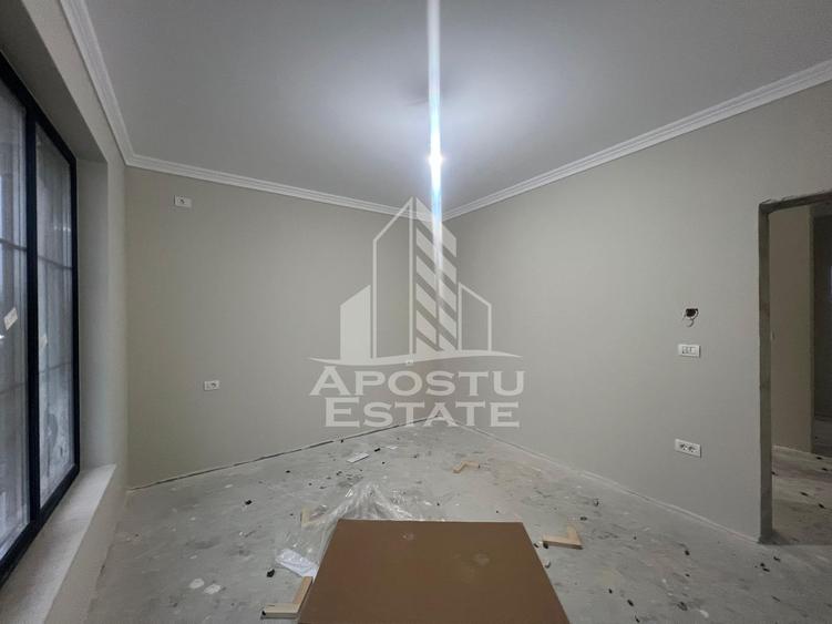 Duplex deosebit Dumbravita- spre pădure zona centrala