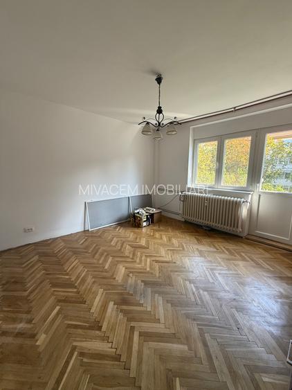 Apartament 2 camere decomandate Calea Bucuresti, Etaj 2, 57mp - 2