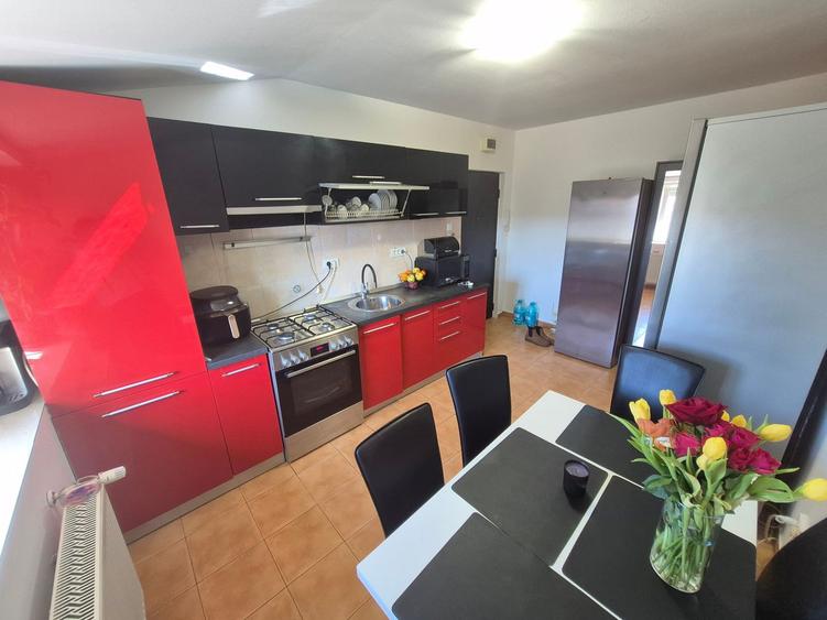2 Cam-Sagului--7 Min Spitalul Judetean-Mobilat--Centrala-54 MP-75.000 Eur