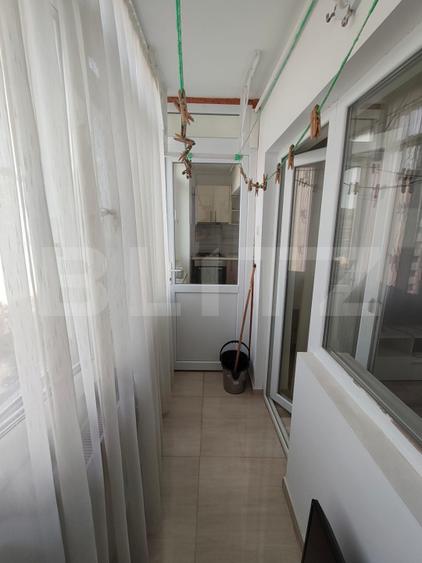 Apartament 3 camere, etaj 7/9 cu lift, 70 mp, zona Micro 6