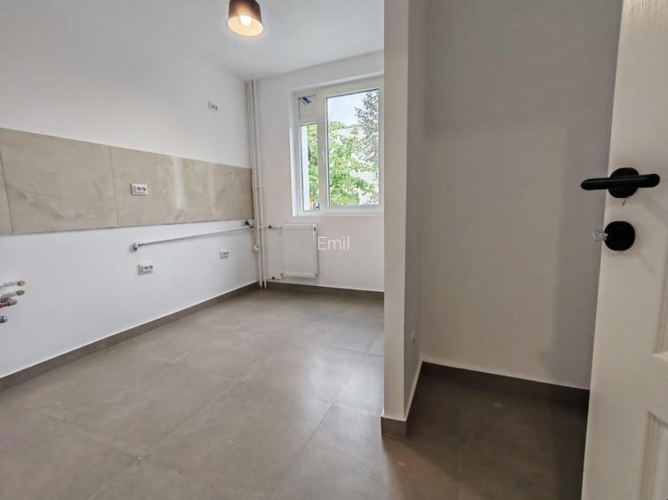Apartament 2 camere decomandat 3/4 - Metrou 1 Decembrie - Titan - 7