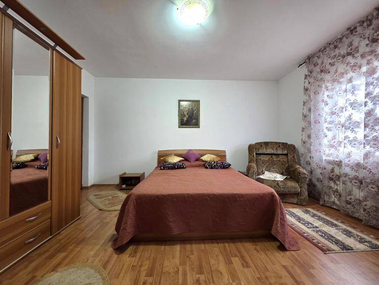 Casa cu 3 camere si garaj - teren 1180 MP - Oituz, jud. Constanta