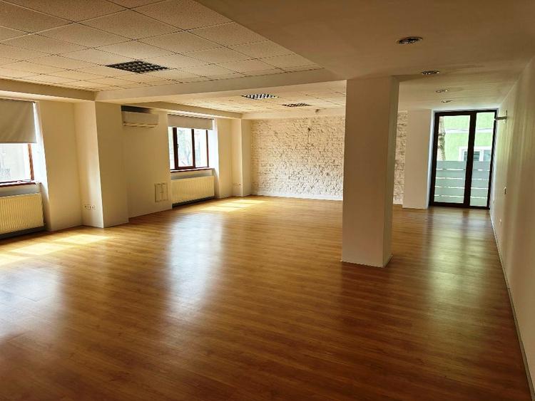 SPATIU BIROURI zona Centrala finisat la cheie 80mp!