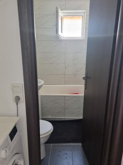 Inchiriez Apartament 2 camere semidecomandat ,sibiu,mihai viteazu