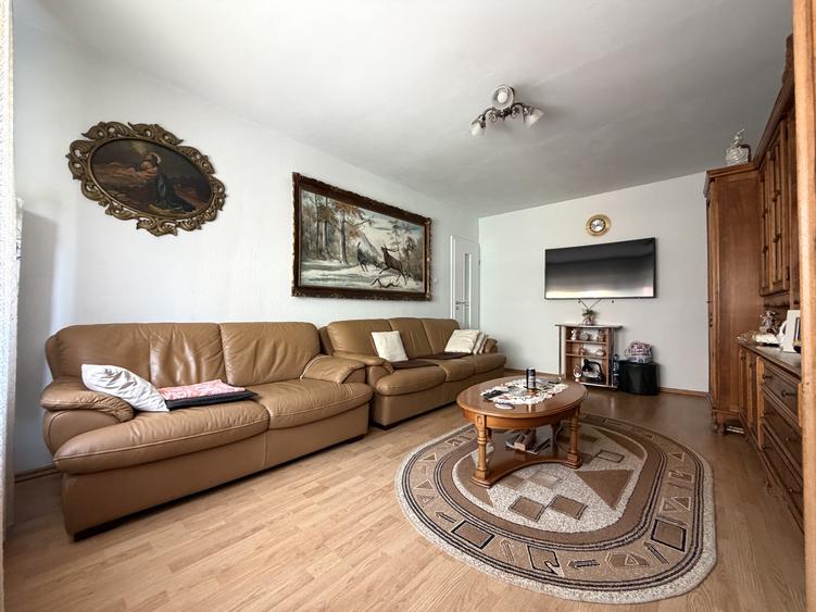 Apartament 3 camere, 68 mp utili, etaj 2, garaj, 2 boxe - Plavat II