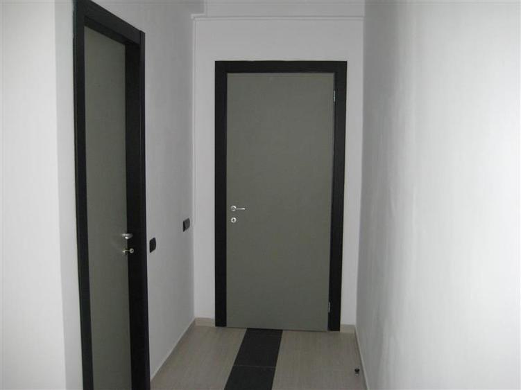 Birouri renovate - toate dotarile - zona Politie / Jandarmerie - 169mp