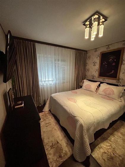 2 camere Mobilat si Utilat, Renovat - Independentei