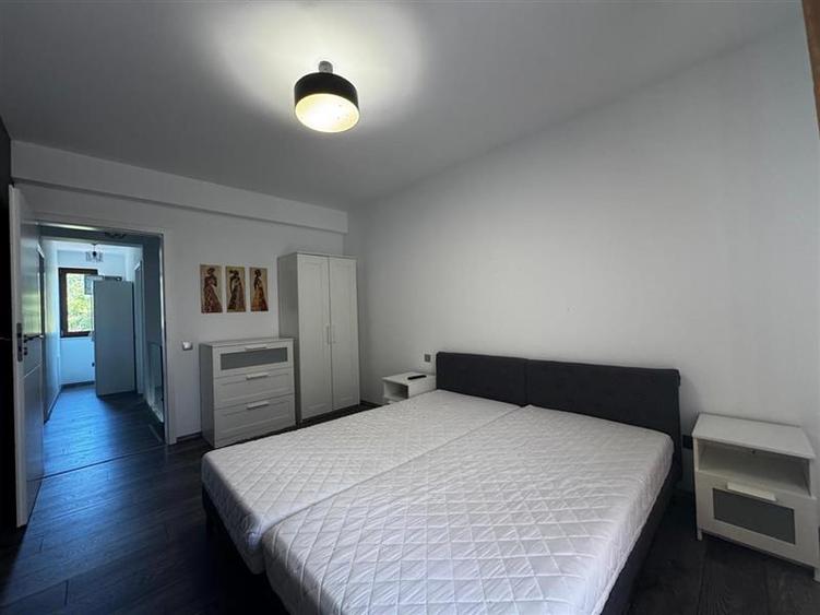 Casa Tip Duplex , situata in cartierul Dambul Rotund!