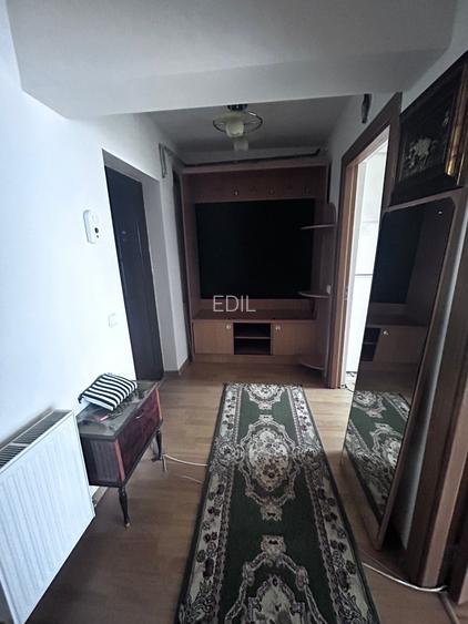 Apartamentd e o camera, zona Florilor/ FLORESTI - 4