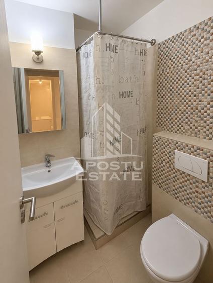 Apartament de vanzare cu 3 camere, 2 bai, zona Soarelui