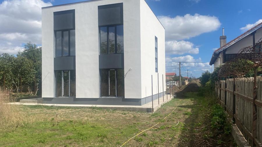 CASA CUMPANA | 178 MP CONSTRUITI | TOATE UTILITATILE |