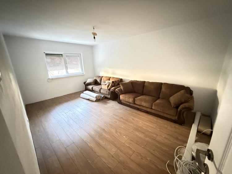 Apartament 3 camere | RENOVAT | 67,5 MP + BOXĂ | Parter | Decomandat | Tolstoi