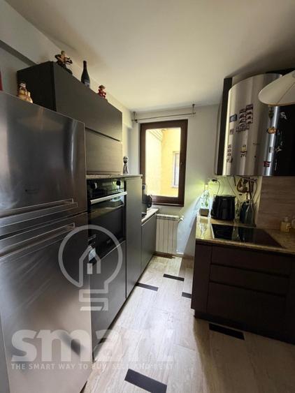 Apartament 3 camere de vanzare centru Republicii Casa de Cultura parcare curte