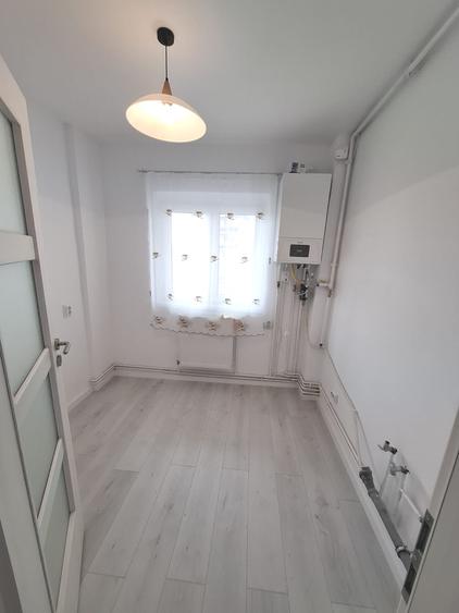Apartament 2 camere decomandat zona Rahovei