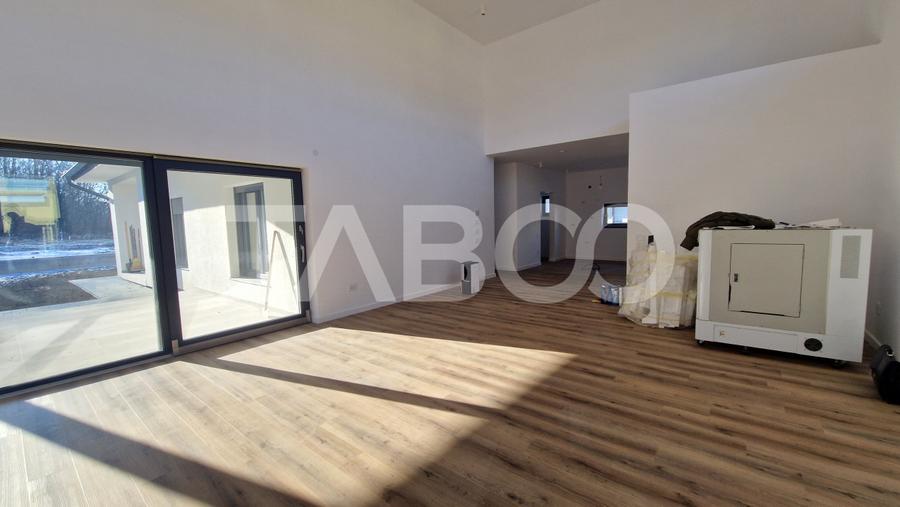 Casa individuala pe un singur nivel - zona linistita - Selimbar