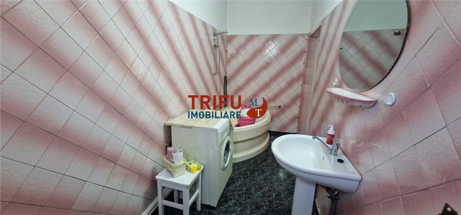 Casă individuală cu curte verde, pe cea mai frumoasă stradă