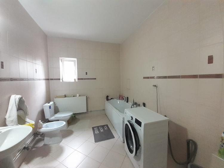 Vila de vanzare Valea Lupului