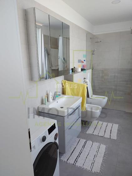 Apartament pe 3 nivele. Terasa 30 mp. 2 Balcoane. 2 Bai. Gradina - 15