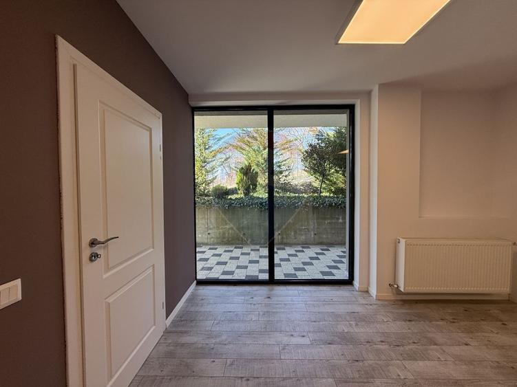 Spațiu comercial modern cu vad, 59mp în zona Borhanci