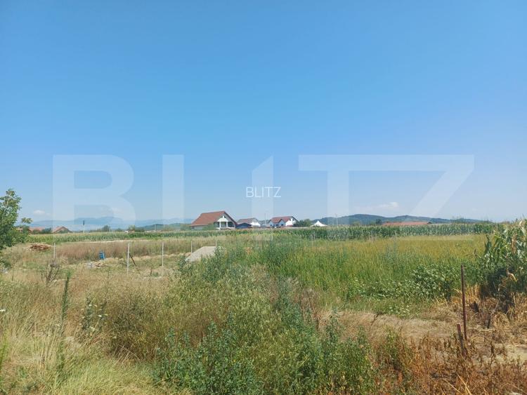 Teren 610 mp, zona pepiniera Cornesti - 2