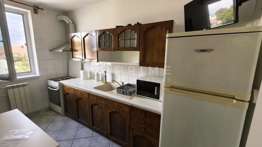 Chirie 2 camere, decomandat, mobilat complet, etaj intermediar- Poli 2