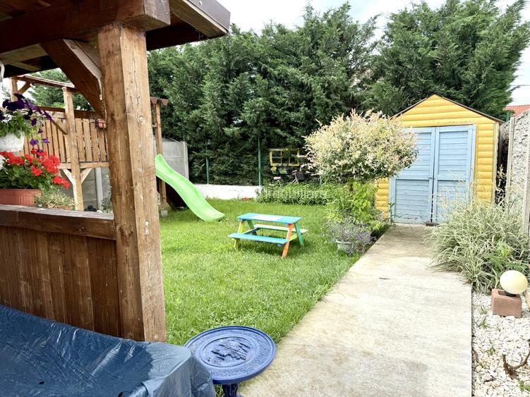 Locatie excelenta, duplex 3 camere, 79 mp utili, teren 324 mp teren - Sanandrei - 2