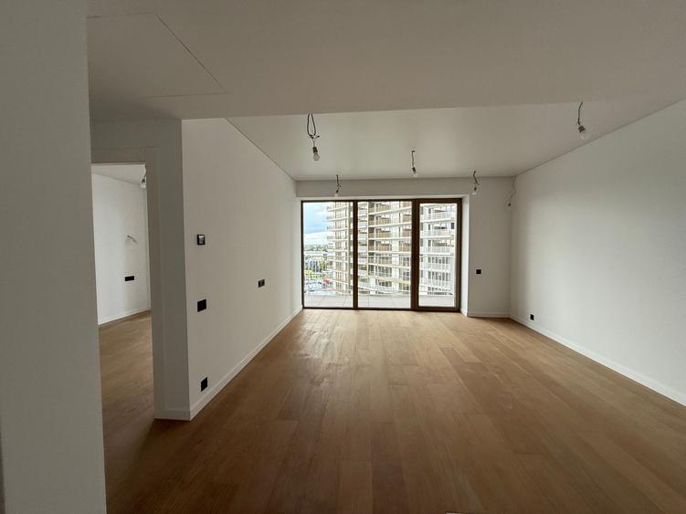 VANZARE APARTAMENT DOUA CAMERE ONE HIGH DISTRICT VEDERE CURTE INTERIOR