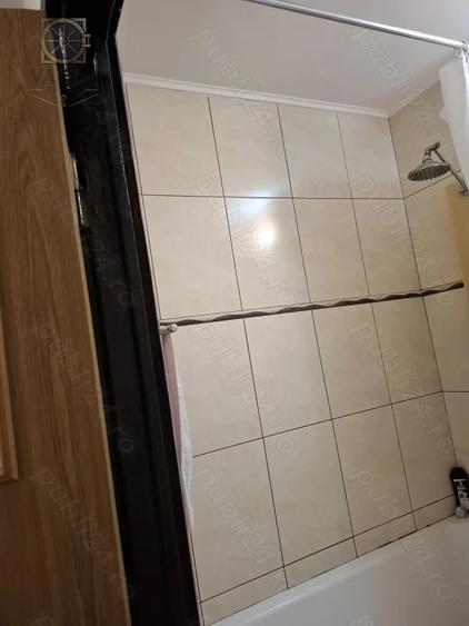 Apartament 3 camere - PARTER INALT - zona RESITA