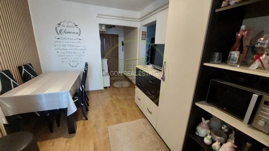 Apartament doua camere decomandat, etajul 7, cartier Craiovita, zona Triaj - 3