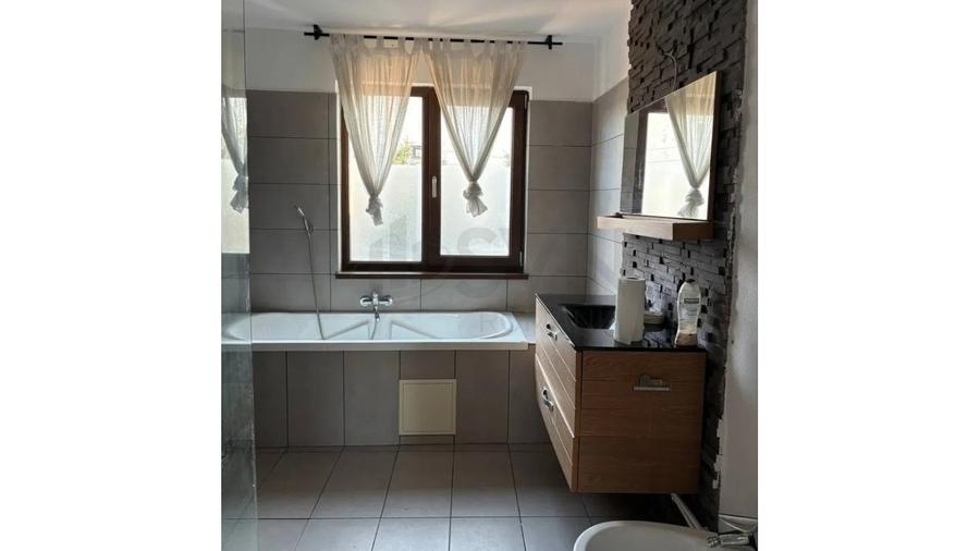 REV2005473 Vila 5 camere l Sector 1 Baneasa l complet utilata