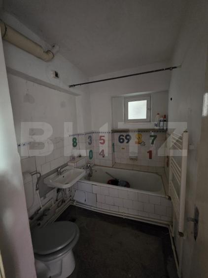Apartament cu 2 camere, 57 mp, decomandat, zona Micro 19