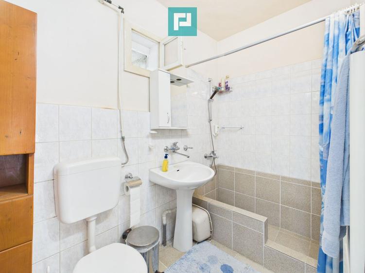 Casă + 2.877 mp teren în Timișoara