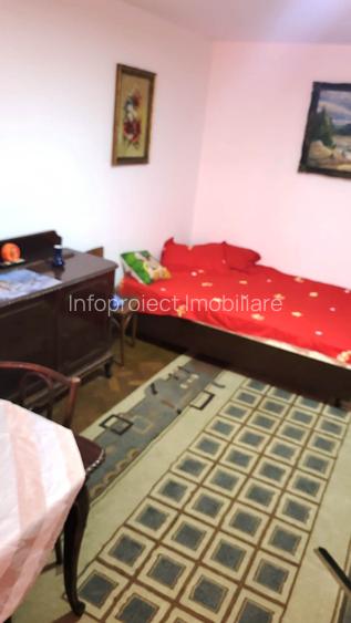 Apartament 2 camere, decomandat, 53 mp, cartier Micro 5, liber, acte în regulă
