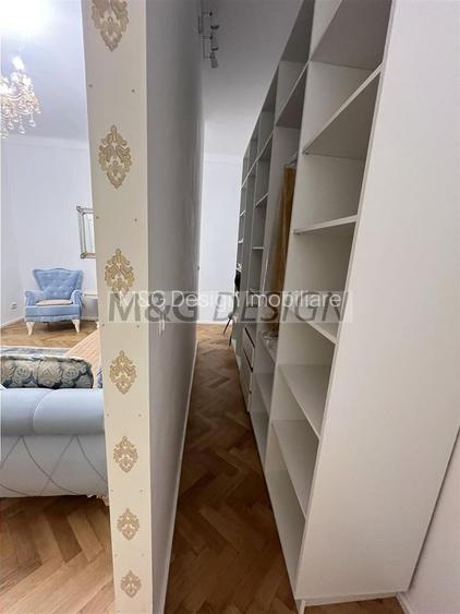 Apartament 110 mp utili ,  LUX  boxa , curte acces auto Balcescu - 21