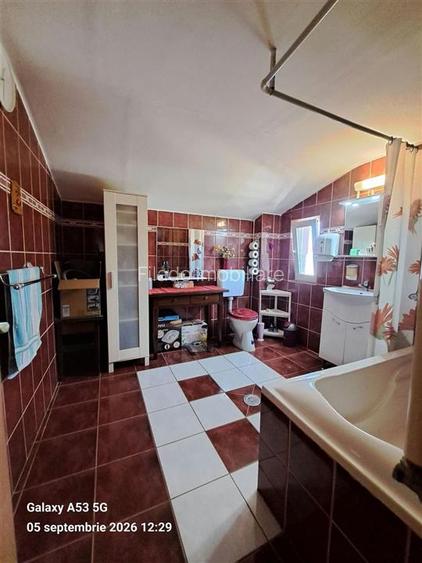Casa individuala S+P+1+Garaj in Tunari - 20