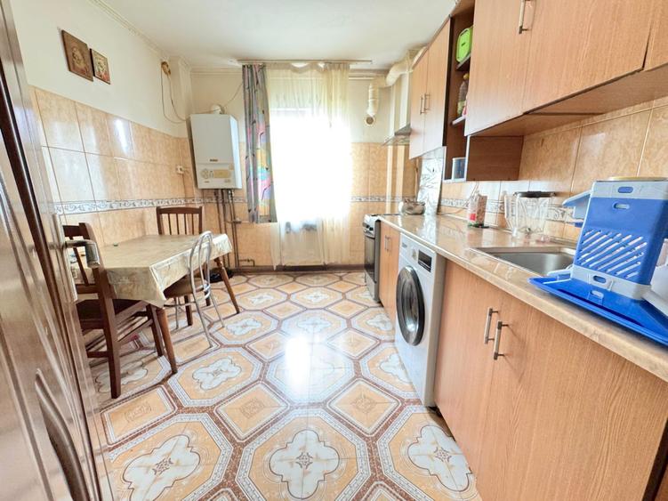 Apartament 2 camere decomandat – Strada Republicii | Etaj 3/4 | MOBILAT
