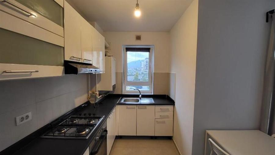 Inchiriem Apartament 2 Camere, Mobilat, Studio, Tractorul