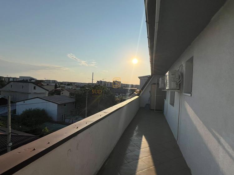 Apartament 3 camere, terasa generoasa, acces metrou Aparatorii Patriei