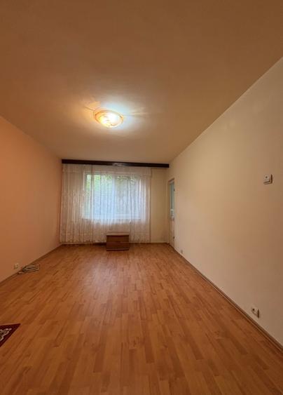 Apartament 2 camere de vânzare Crângași