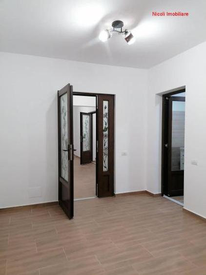 Decebal Alba Iulia Calarasi , parter de vila