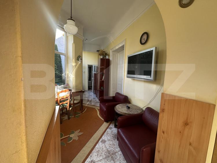 Casă cu două apartamente, 221 mp, zona Semicentral